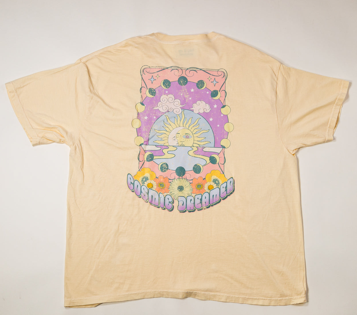 Here Comes The Sun Oversized Tee | Women's Summer Graphic Tees